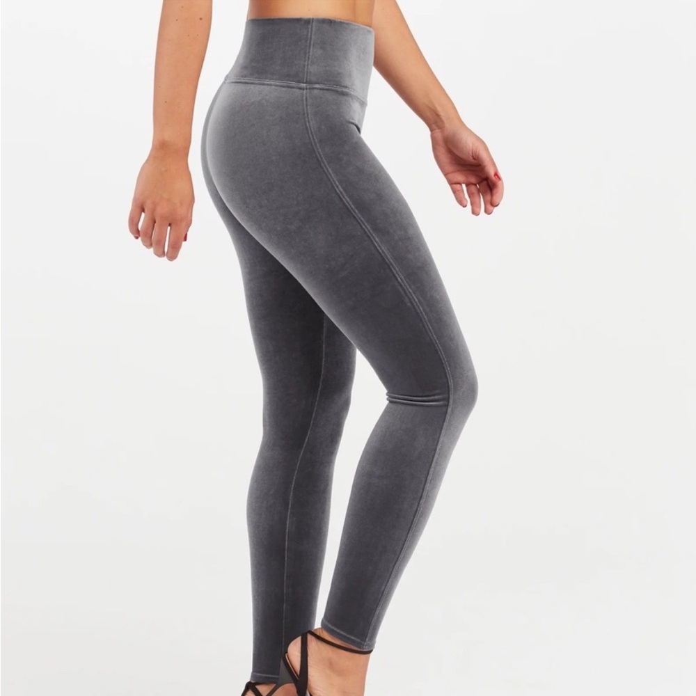 SPANX Ready To Wow Chrome Silver Grey Velvet Leggings Size Large